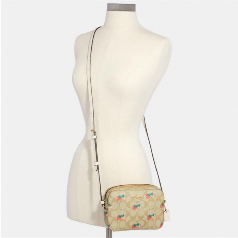 Coach Camera Bag Signature Canvas With Strawberry
